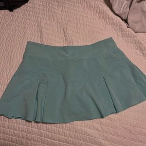 Turquoise Nike golf/tennis skirt